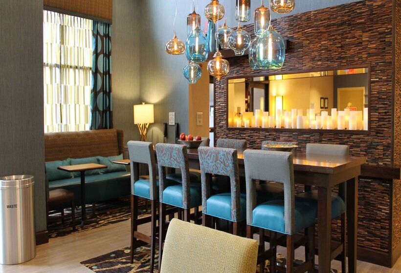 ホテル Hampton Inn & Suites Stroudsburg Pocono Mountains