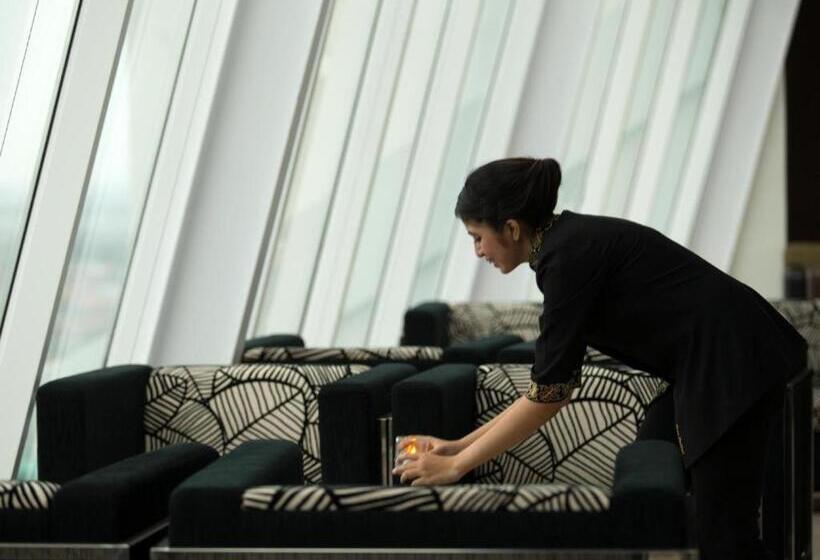 酒店 Santika Premiere Kota Harapan Indah