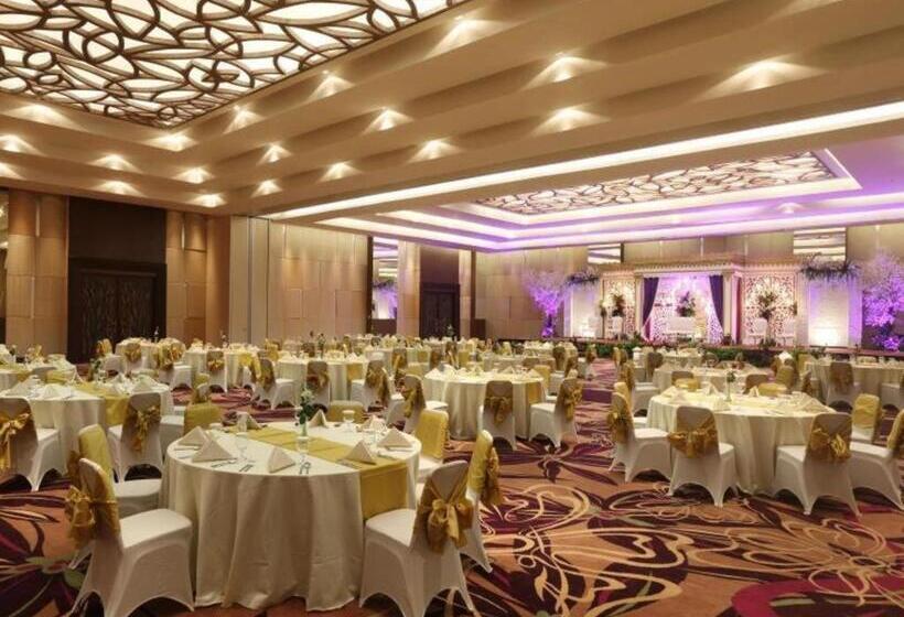 酒店 Santika Premiere Kota Harapan Indah