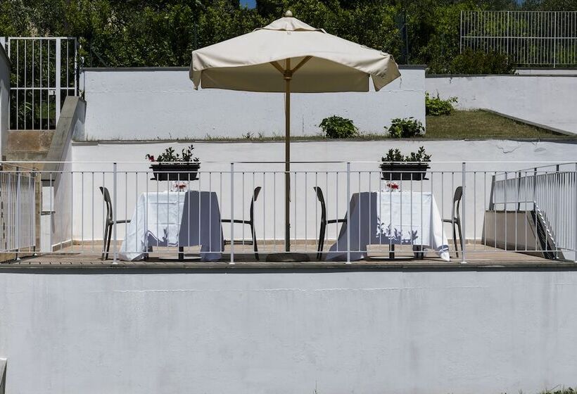 فندق The Florence Hills Resort & Wellness