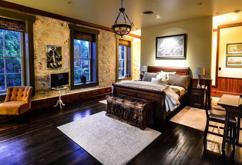 호텔 Legendary Texas Polo Club At Phillip Manor Sqaure B&b