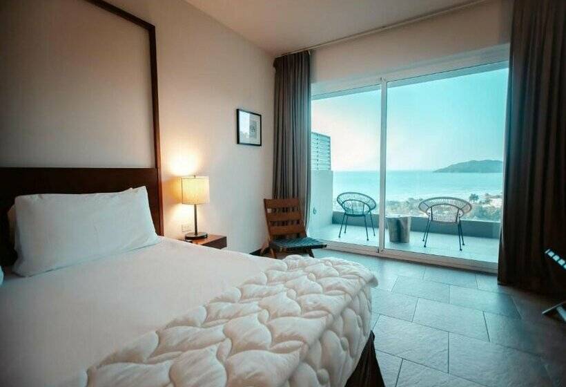هتل Wyndham Tamarindo