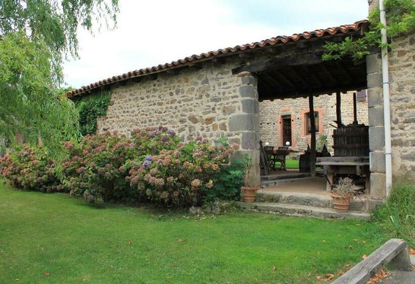 ベッドアンドブレックファースト Chambres D Hotes De La Mure