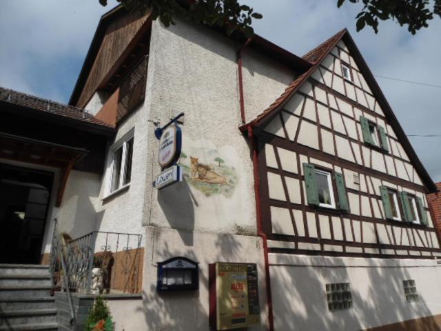 호스텔 Gasthaus Löwen