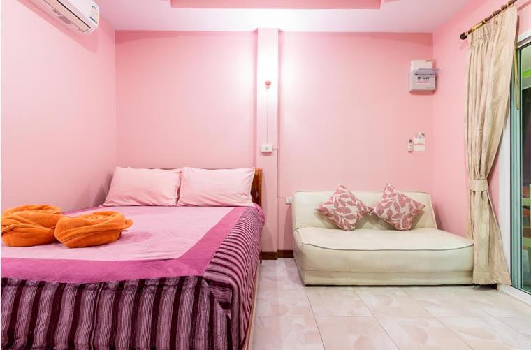 تختخواب و صبحانه Naengnoi Resort Kohlarn