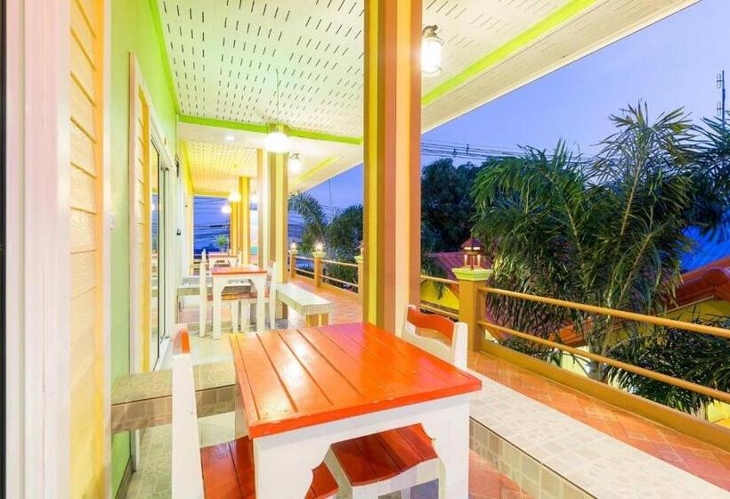 تختخواب و صبحانه Naengnoi Resort Kohlarn