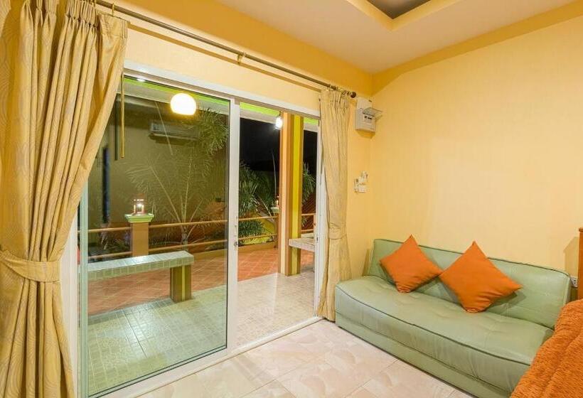 تختخواب و صبحانه Naengnoi Resort Kohlarn