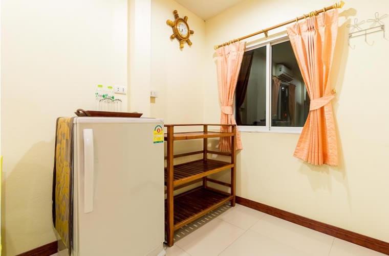 تختخواب و صبحانه Naengnoi Resort Kohlarn