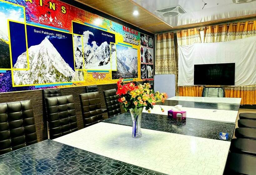 هتل Hikal Guest House