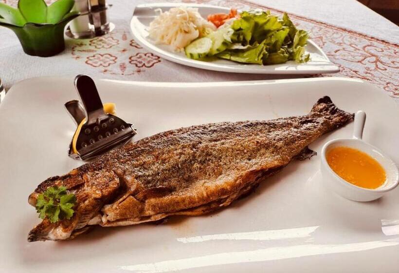 ホテル | Restaurant | Forellenzucht