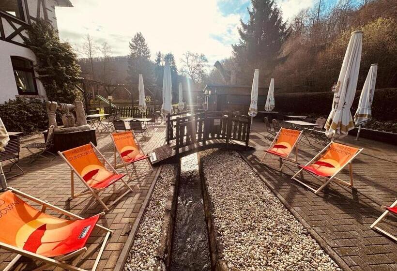 ホテル | Restaurant | Forellenzucht