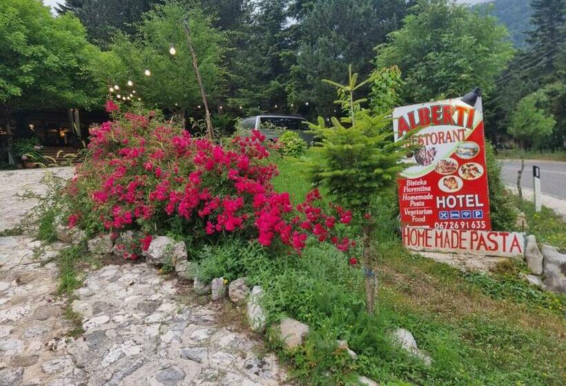 ペンション Guesthouse Alberti Llogara