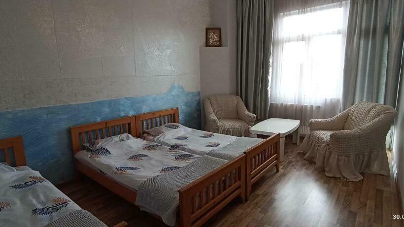 پانسیون Olesya Guesthouse