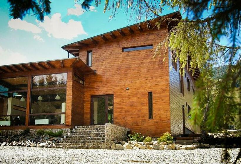 Pension Iara