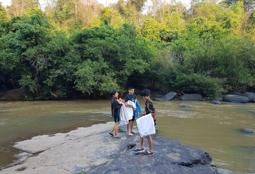 Wanathara Resort