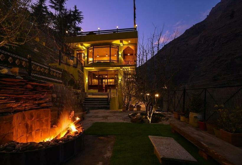 호스텔 Zostel Dobhi, Manali