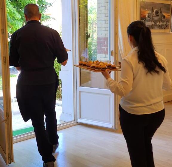 צימר Chateau De La Feuilleraie