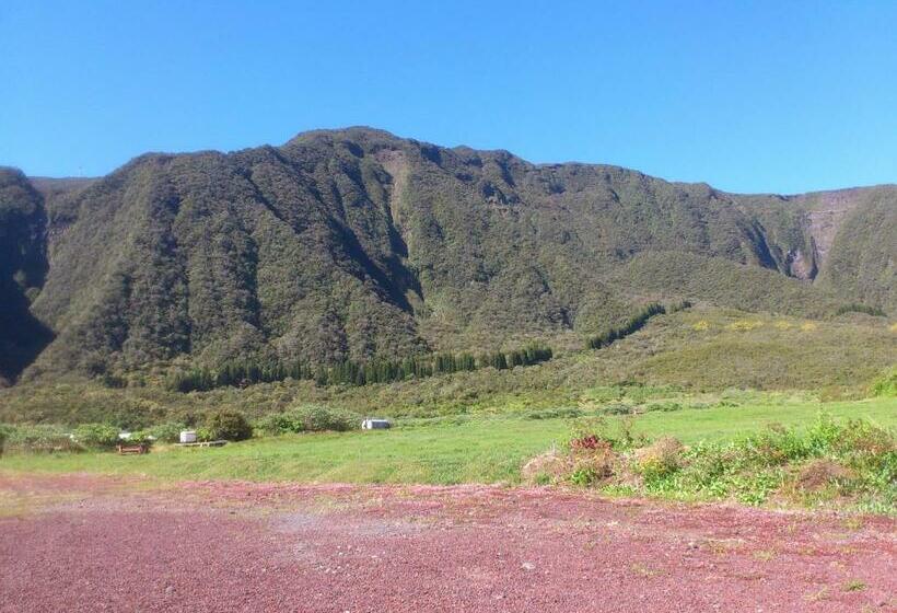 تختخواب و صبحانه L Arum Des Prairies