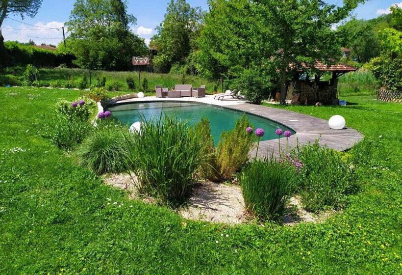مبيت وإفطار La Fée Des Eaux