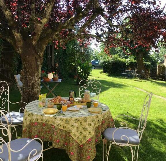 Bed and Breakfast La Maison Magique