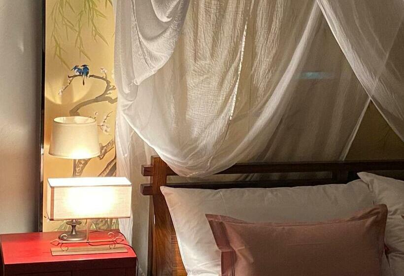 مبيت وإفطار Les 3 Coeurs   Chambres Chez Charmants Habitants