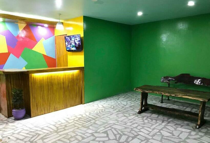 Front Beach Hotel & Resort