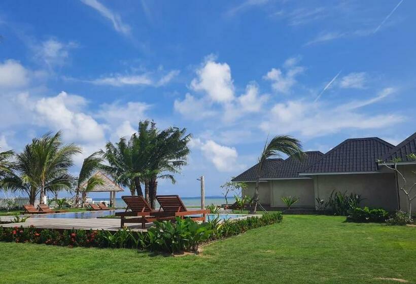 호텔 The Kelong Trikora Resort