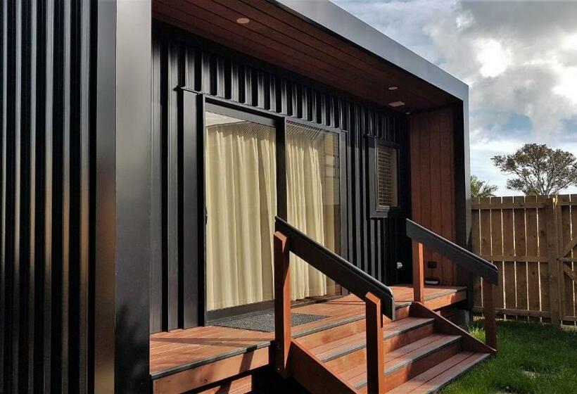 Мотель Beachbox Boutique Accommodation