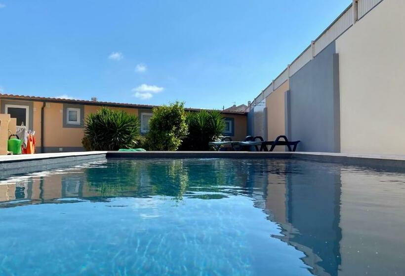 Пансион Baleia Atlantic 5 Bedroom Villa With Pool