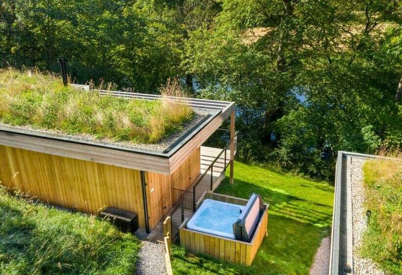 אתר נופש Whispering Waters Teesdale Lodges