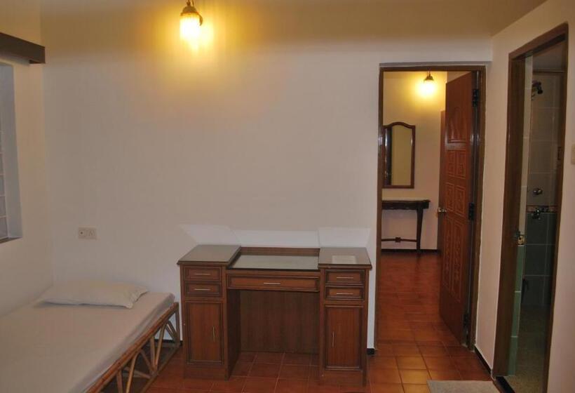 تختخواب و صبحانه Albuquerque Betterhomes, Goa