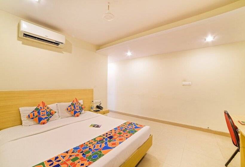 ホテル Oriva Vinflora Residency   Jubilee Hills