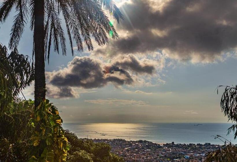 فندق The Country Lodge