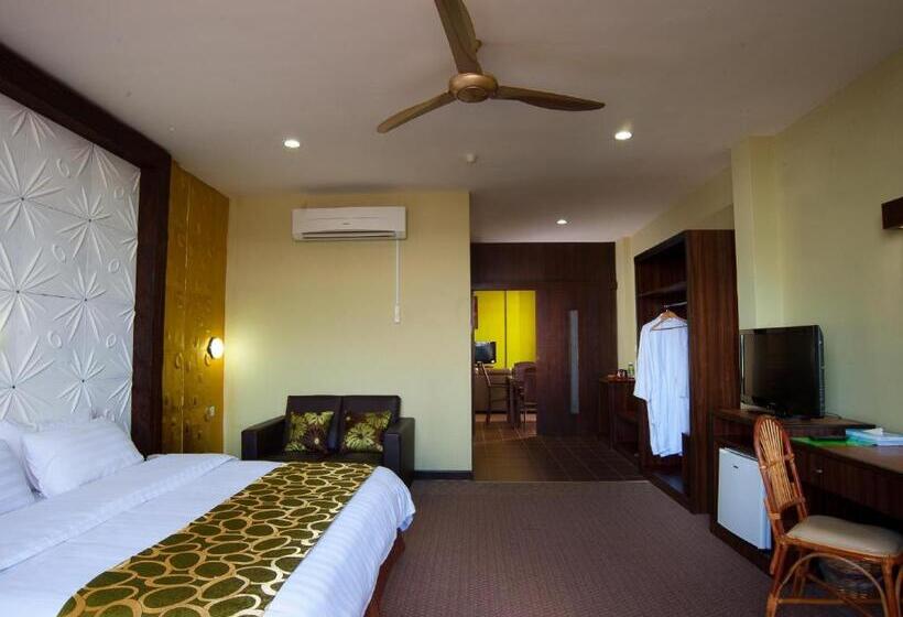 هتل De Baron Resort