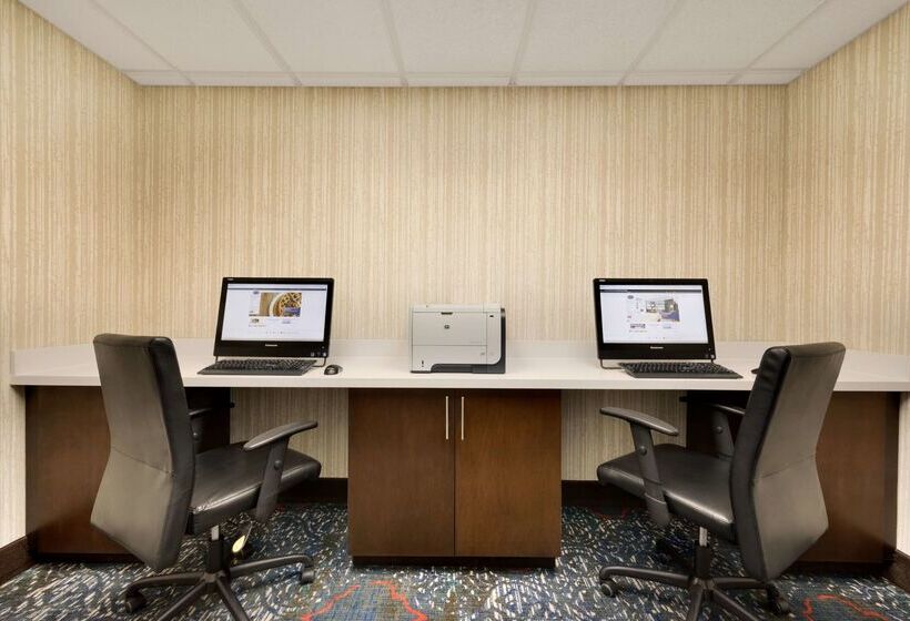 فندق Hampton Inn & Suites Monroe