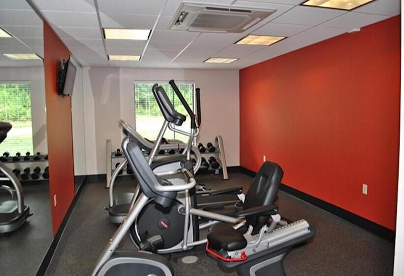 호텔 Holiday Inn Express Salem, An Ihg