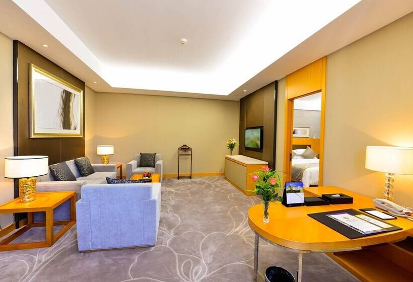 Отель Jinling Grand