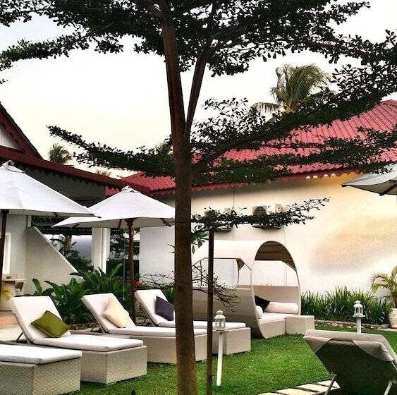 هتل Langkawi Chantique