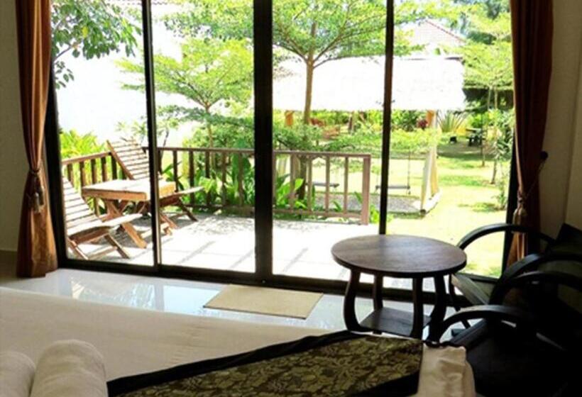 בית מלון כפרי Pranburi Cabana Resort