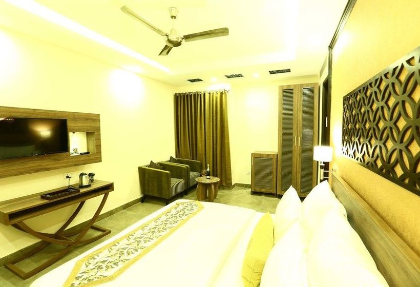 فندق Safari Park Resort