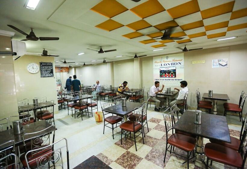 هتل Season 4 Residences   Teynampet Near Apollo Hospital ,balaji Dental, Us Consulate