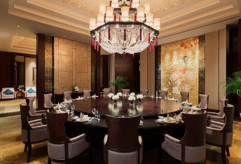 فندق Wanda Realm Chifeng