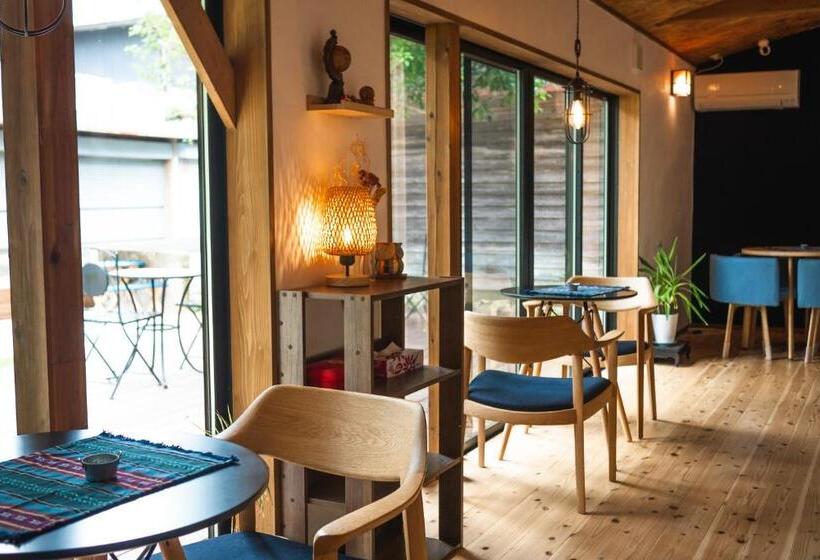 فندق صغير Next Chapter   Guesthouse   Kito