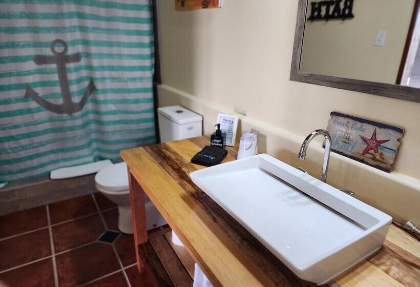 تختخواب و صبحانه The Bnb On Triggerfish Close To The Airport