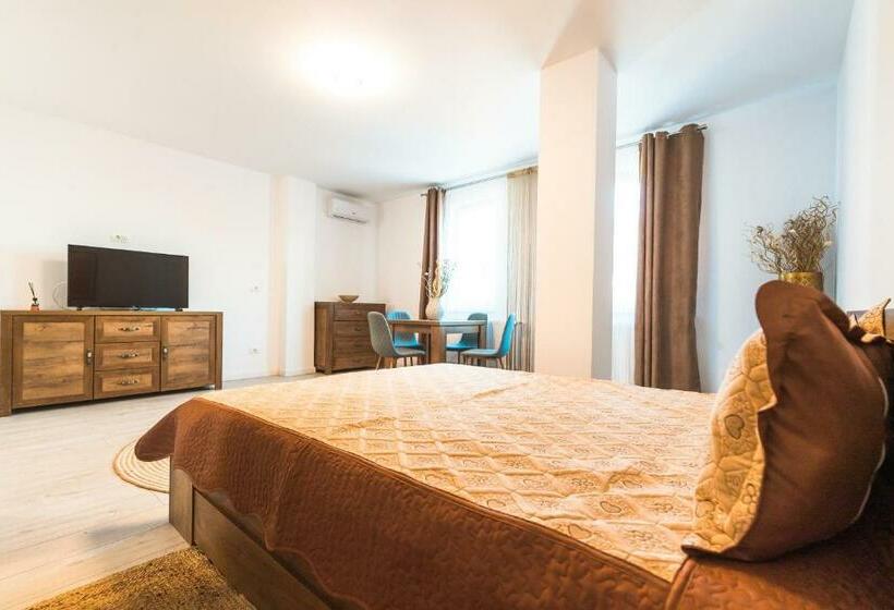 Evra Apartments