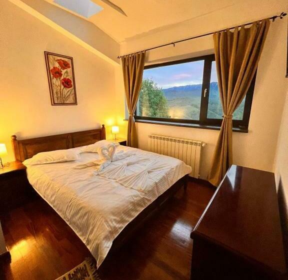 Отель Belvedere Resort Moieciu