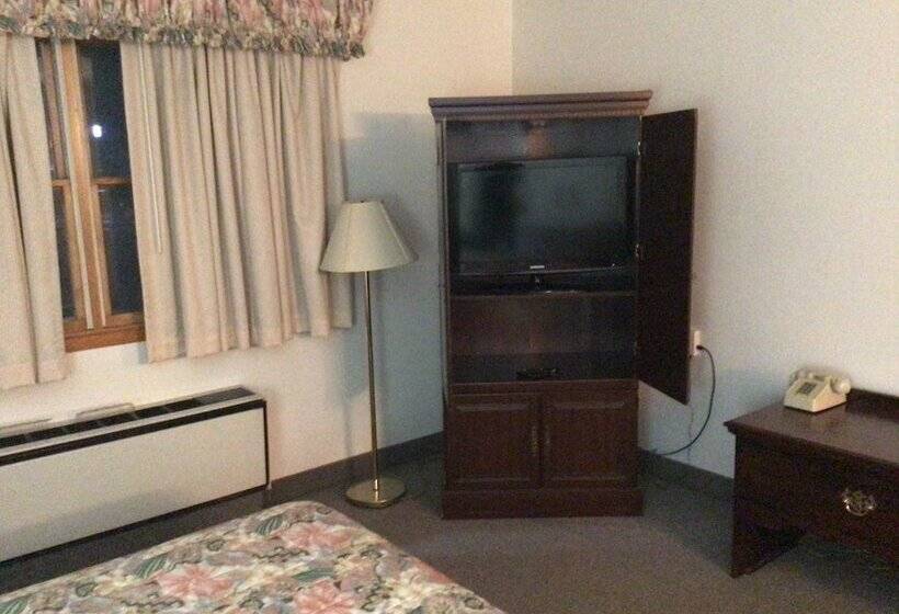 ホテル Colonial Brick Inn & Suites