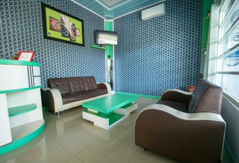 בית מלון כפרי Reddoorz Syariah Near Pantai Bali Abdya Blang Pidie
