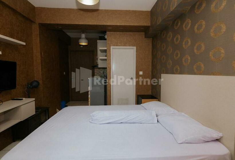 호텔 Redliving Apartemen Podomoro Golf View Queen Room Tower Dahoma