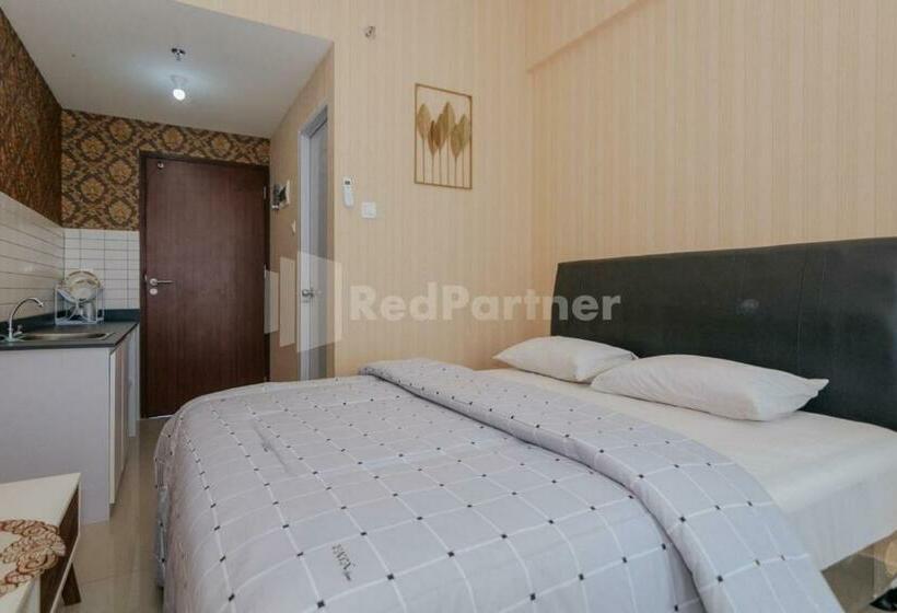 Отель Redliving Apartemen Sayana Family Group Property Tower Cha